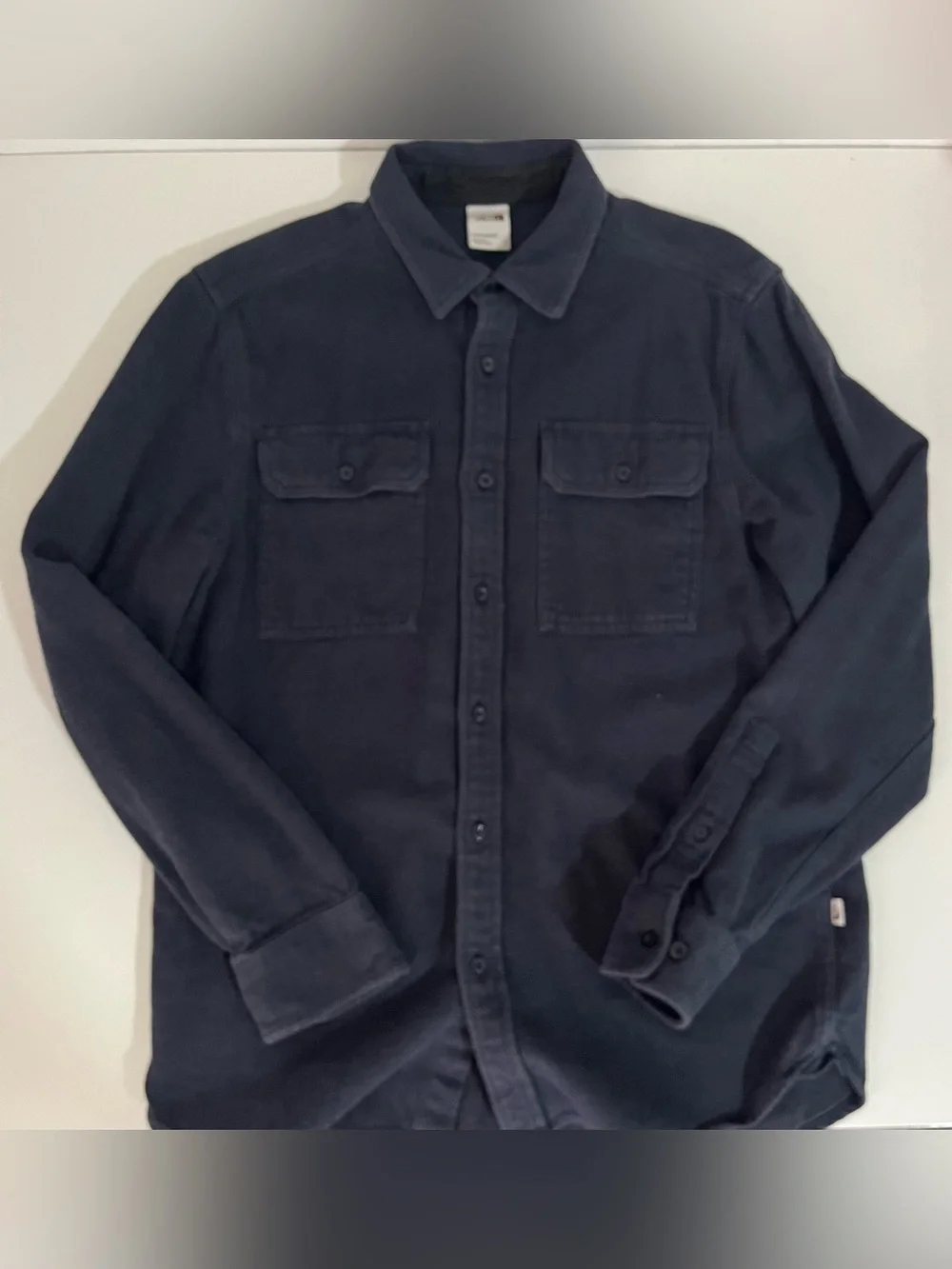 The North Face Men’s Medium Navy Blue Cotton Button-Up Utility Shirt Jacket